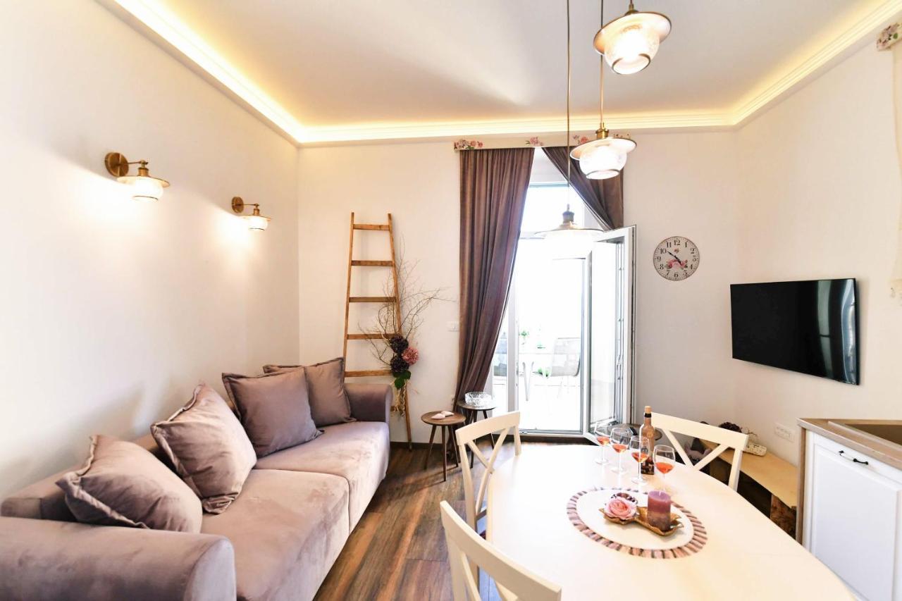 Apartment Carissima-Direct On Sea, Lovran-Opatija Екстер'єр фото