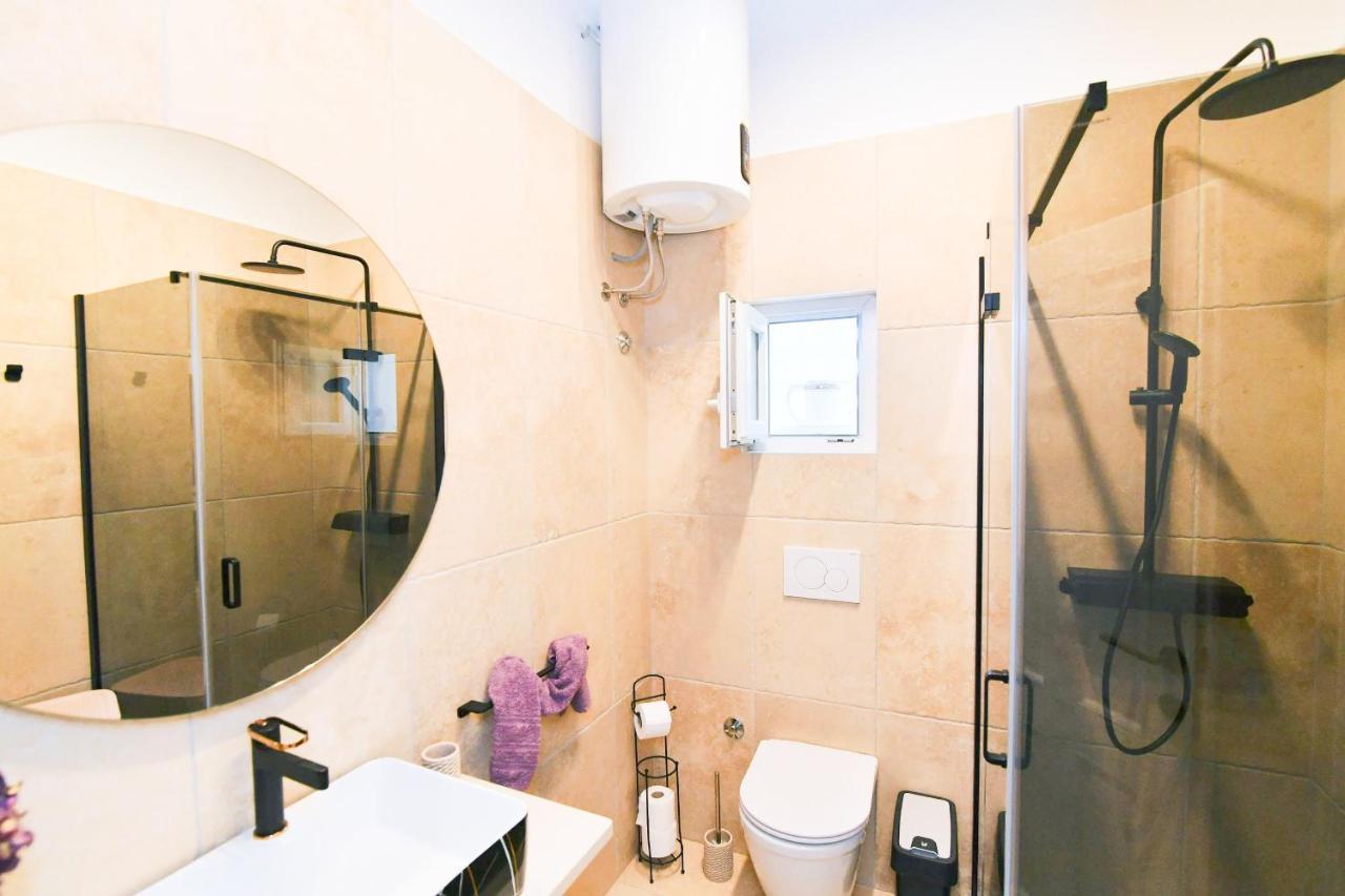 Apartment Carissima-Direct On Sea, Lovran-Opatija Екстер'єр фото