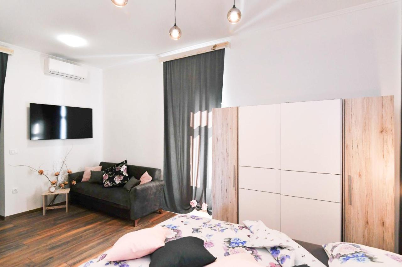 Apartment Carissima-Direct On Sea, Lovran-Opatija Екстер'єр фото